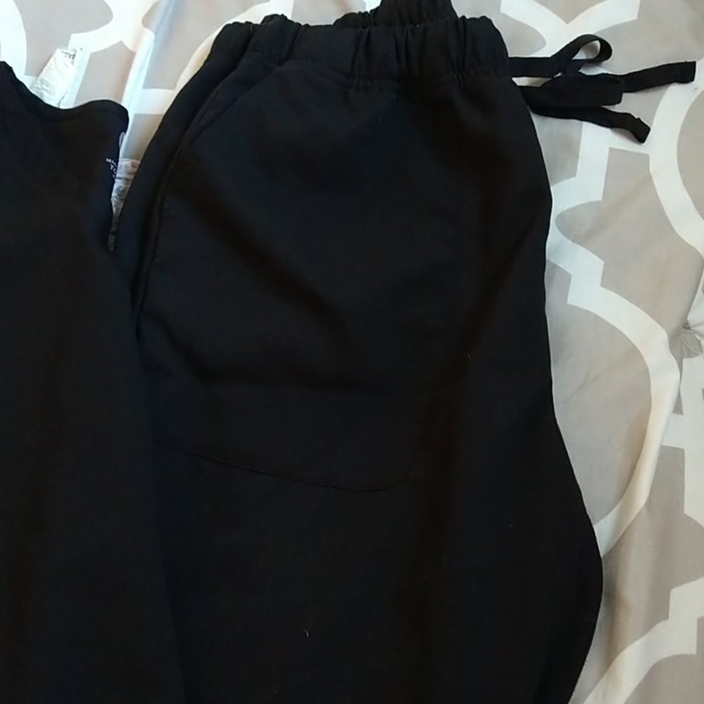 Black medium medical scrub set